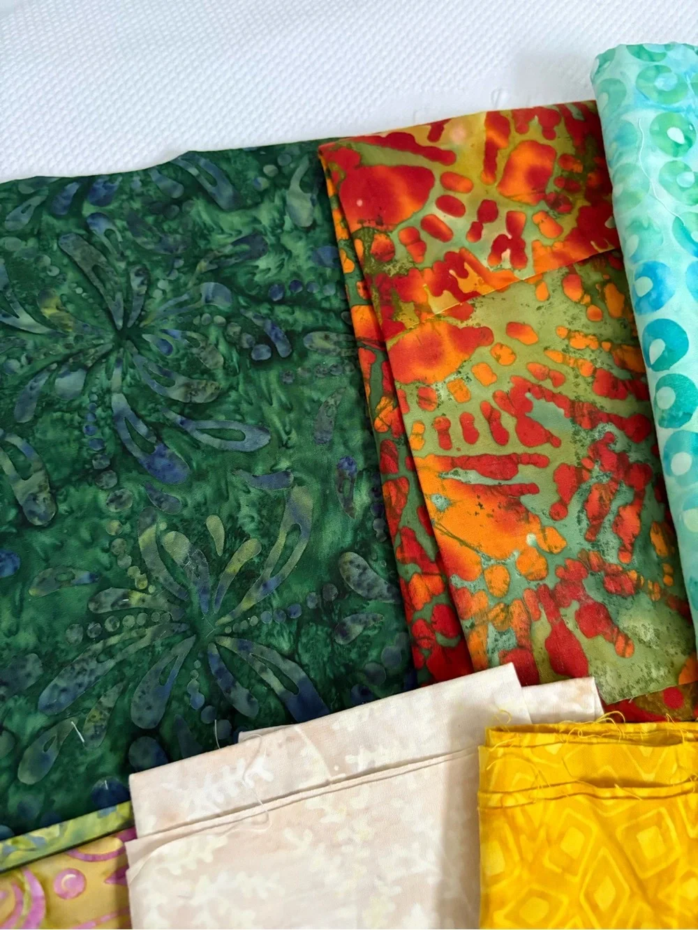 Batik fabric 100% cotton large remnant lot quilting crafts sewing